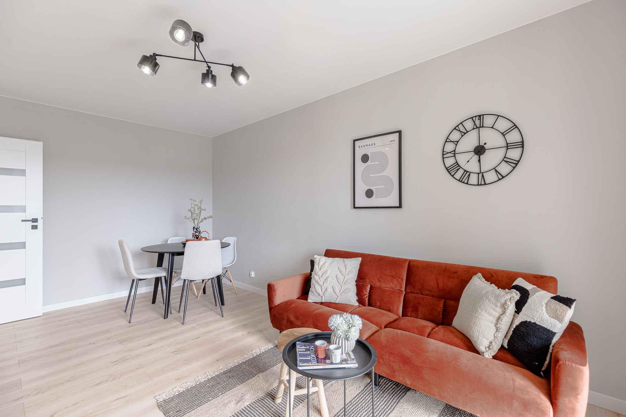 Mieszkanie przy ul. Długosza we Wrocławiu sprzedawane za pośrednictwem biura nieruchomości DOMiTY.