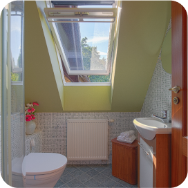 Łazienka w domu przy ulicy Żwirowej we Wrocławiu - agencja nieruchomości DOMiTY.