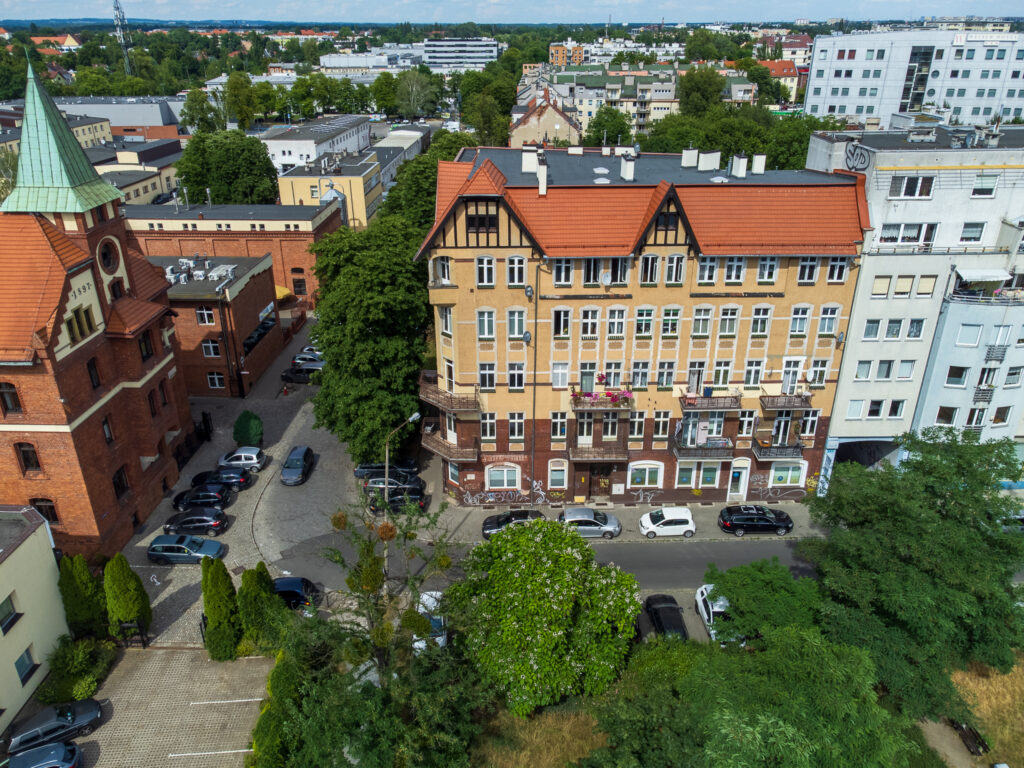 Otoczenie sprzedanego mieszkania przy ul. Galla Anonima, Wrocław – transakcję zrealizowało biuro DOMiTY.